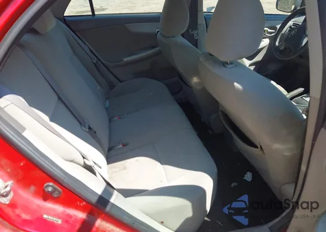 2010 Toyota Corolla Le z USA, uszkodzony, nr VIN 2T1BU4EE9AC474318